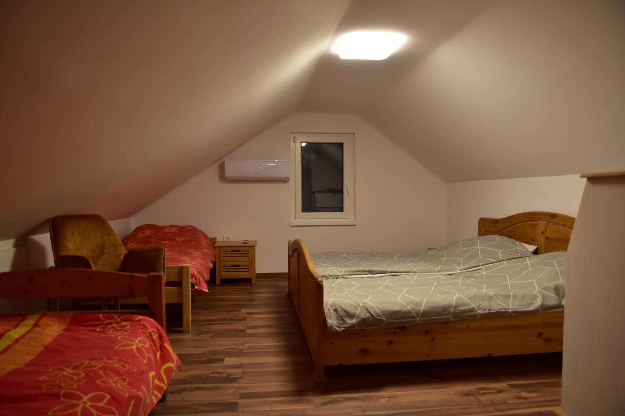 Gyoember Tanya Villa Asotthalom Room photo